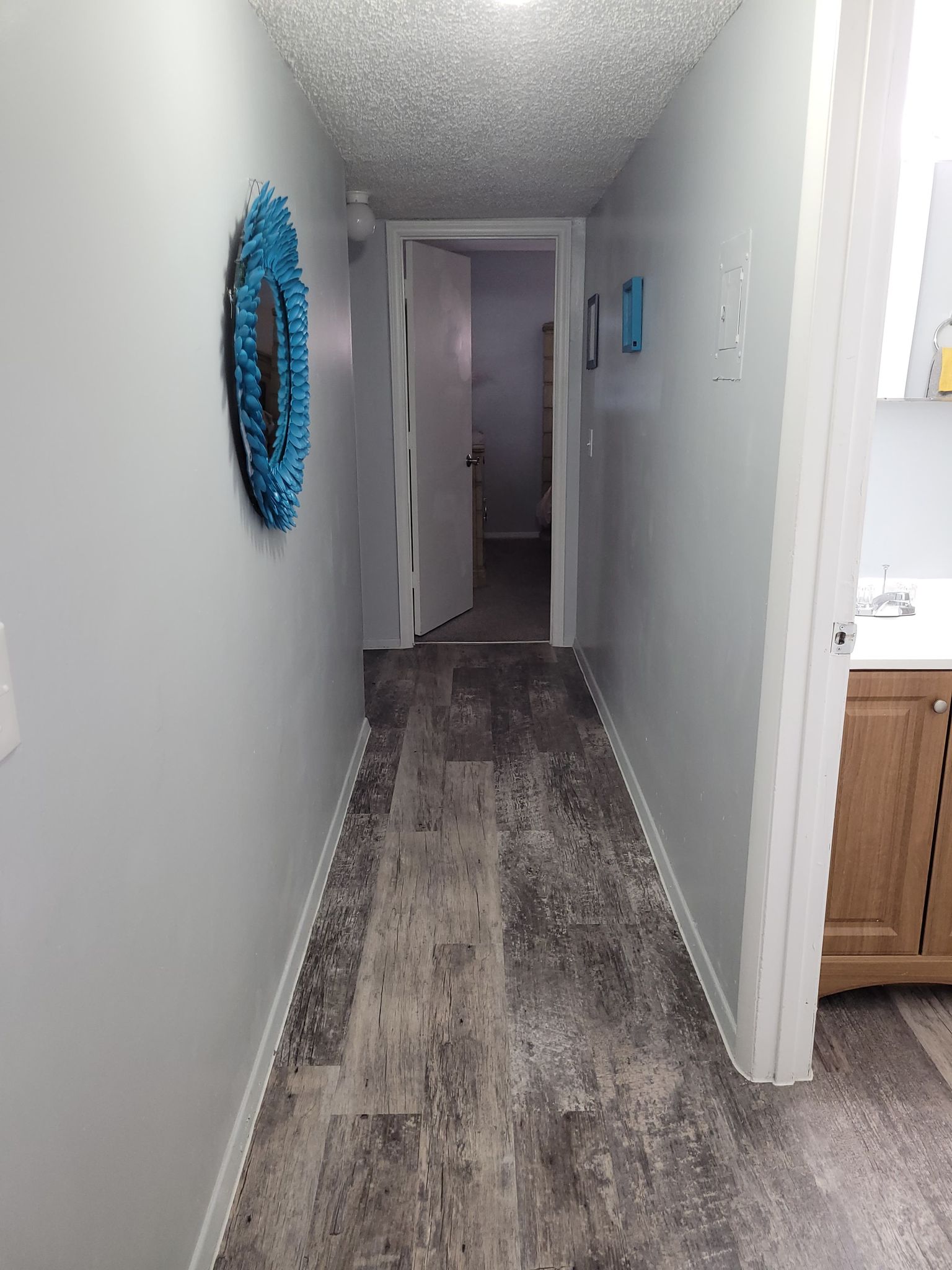 Beverly Arms Apartments